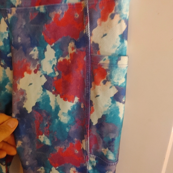 Bally Ladies Fitness Leggings Size M Hot Pink Multicolored Ankle length Colorful - Picture 2 of 4